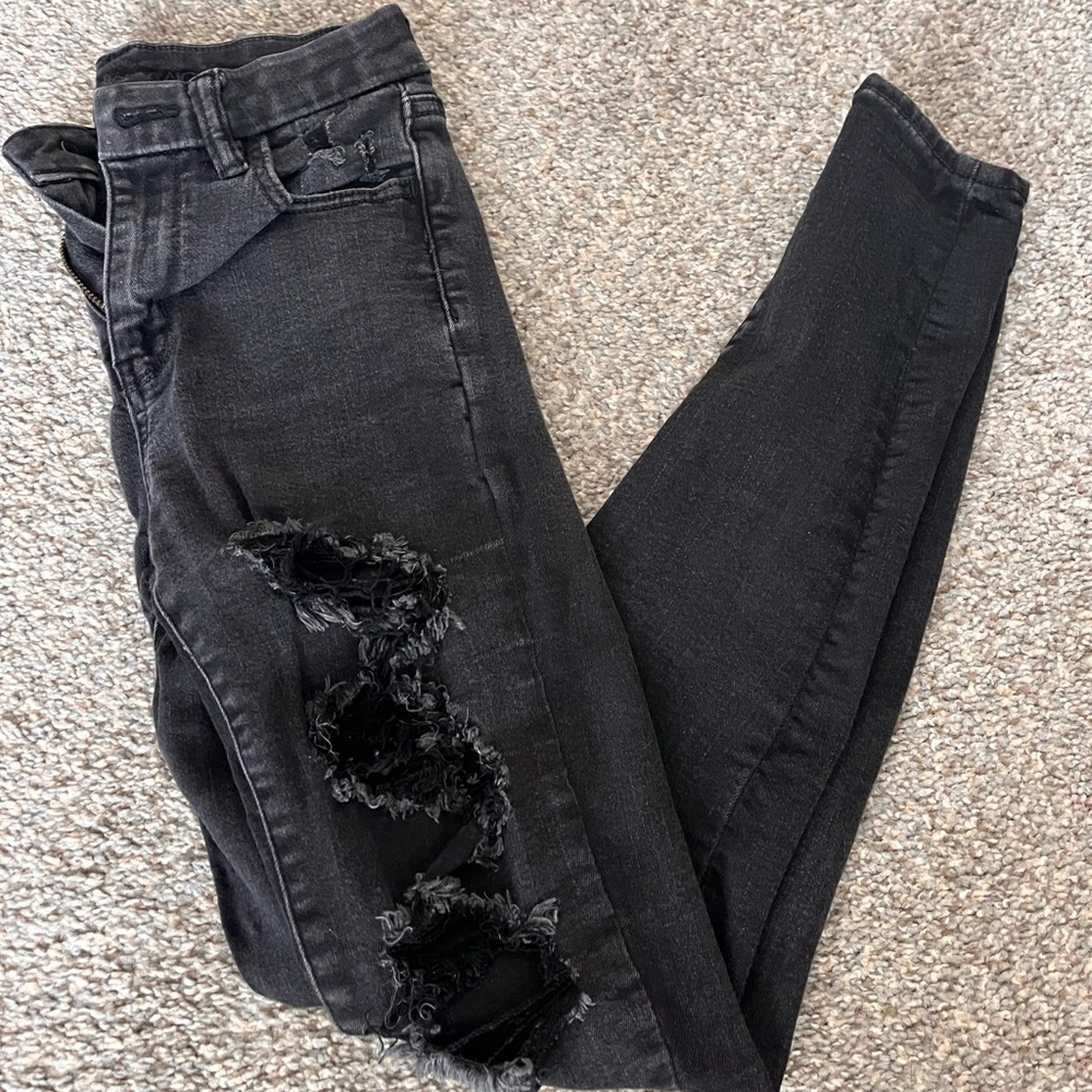 Black high waisted ripped jeans from AE, size 0
